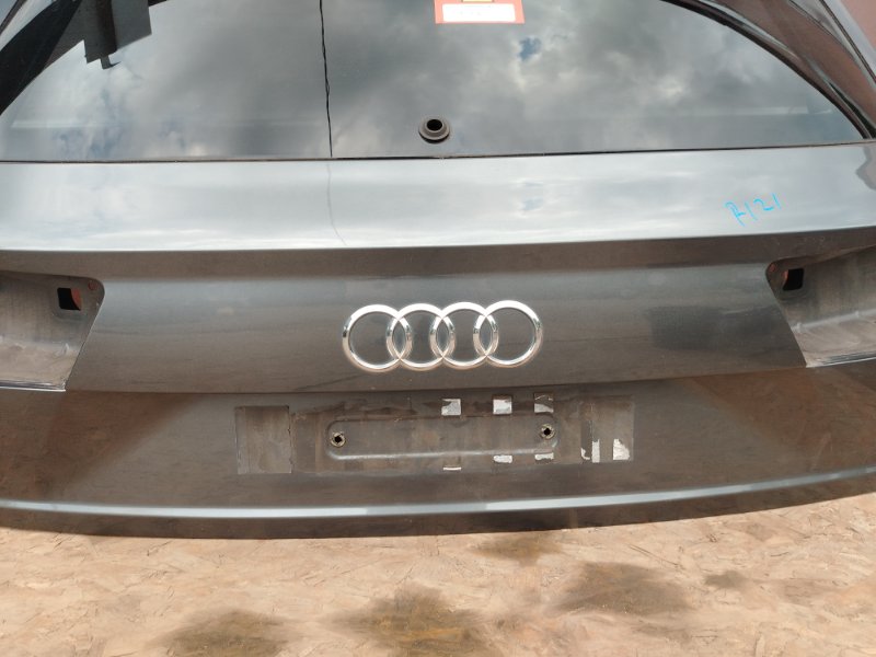 Крышка багажника Audi Q7 2015 4M