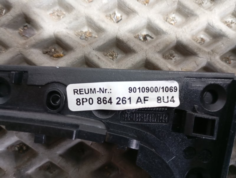 Накладка кулисы АКПП Audi A3 2011 8P
