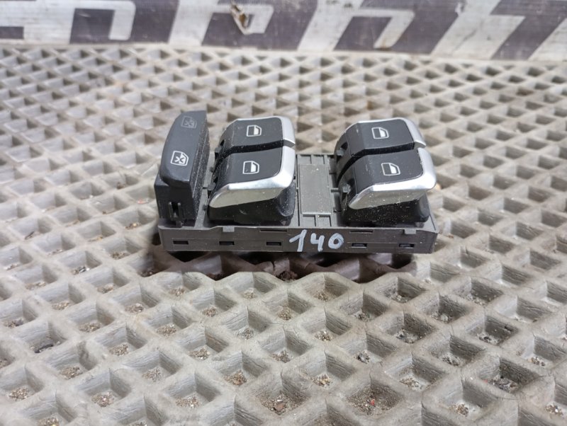 Кнопки стеклоподъемников Audi S5 2013 8T