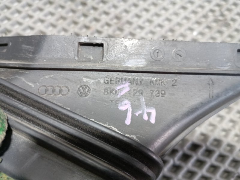 Патрубок воздушного фильтра Audi S5 2013 8T