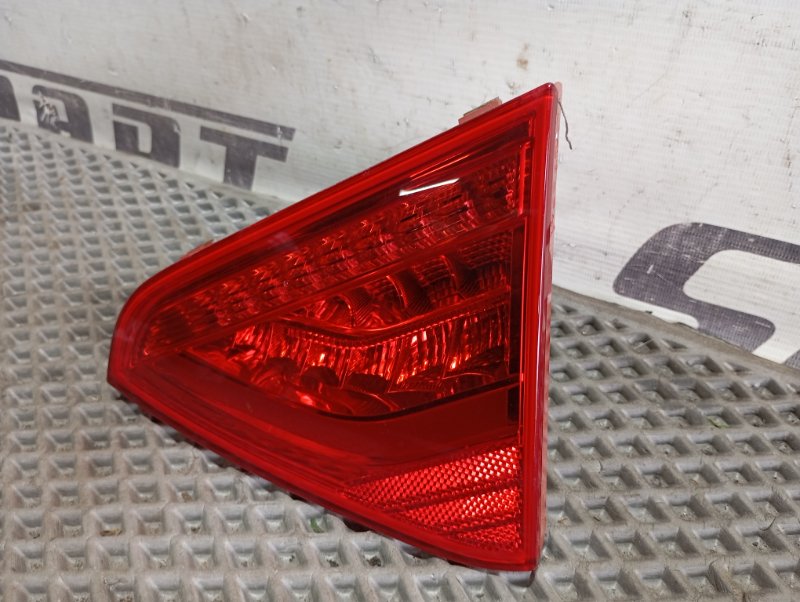 Фонарь внутренний Audi S5 2013 8T