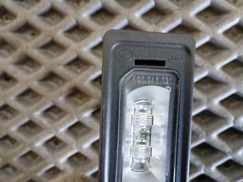 Плафоны подсветки номерного знака Audi S5 2013 8T