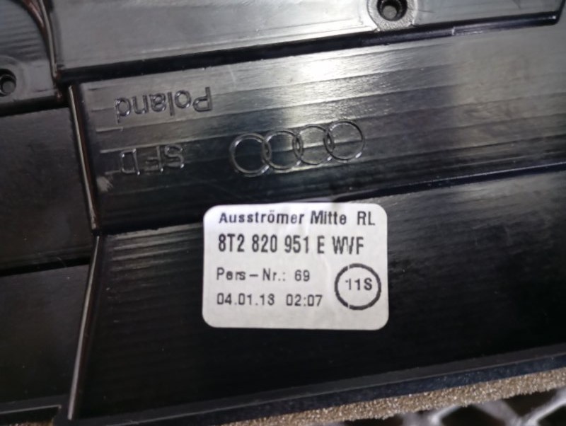 Дефлектор центральный Audi S5 2013 8T