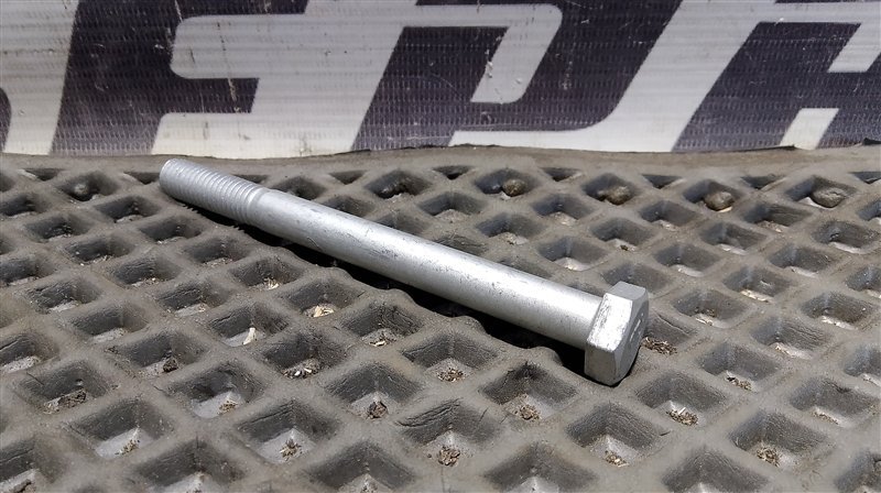 Болт подвески Audi A6 2004-2011 C6