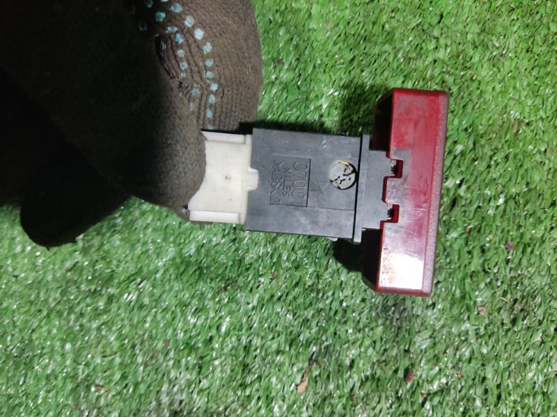 Кнопка аварийной сигнализации Mitsubishi Lancer 9 2007 Седан