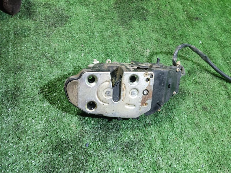 Замок двери kia spectra 2008