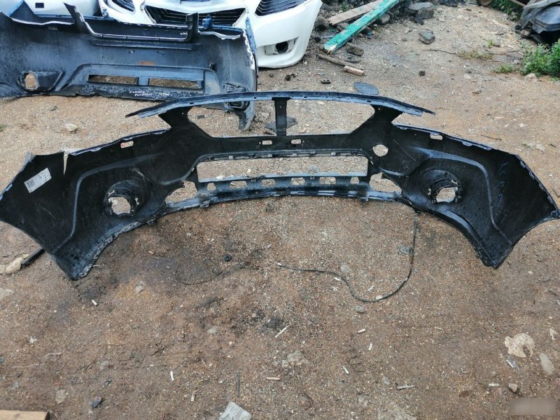 Бампер Subaru Outback