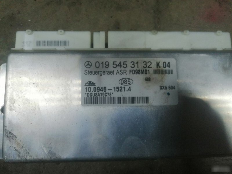 Блок управления ABS Mercedes-Benz C W202