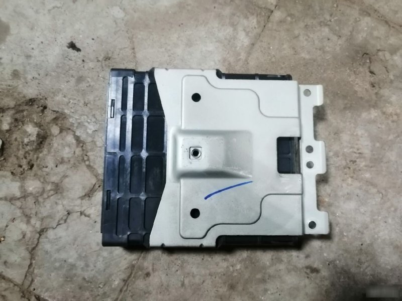 Блок управления двигателем Mitsubishi Lancer 9