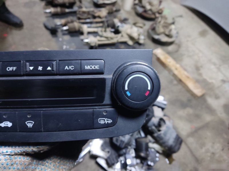 Блок управления климат-контролем Honda CR-V 3