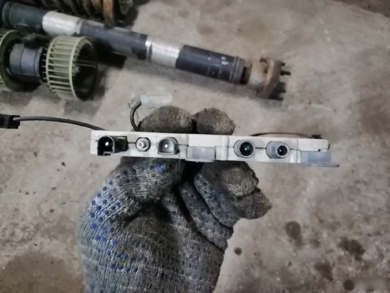 Блок электронный BMW 5 E39