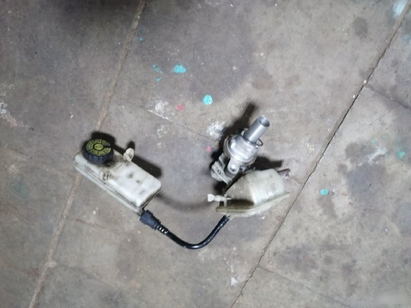 Главный тормозной цилиндр Citroen C4