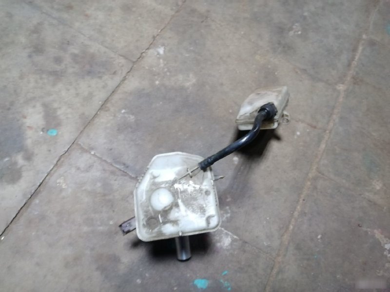 Главный тормозной цилиндр Citroen C4