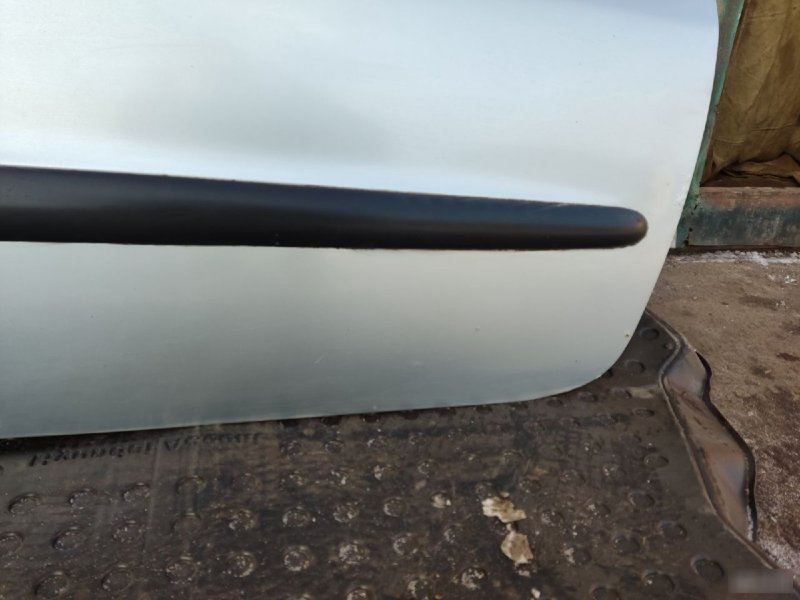 Дверь Peugeot 206