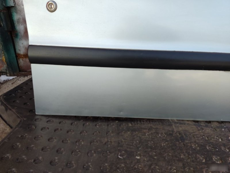 Дверь Peugeot 206