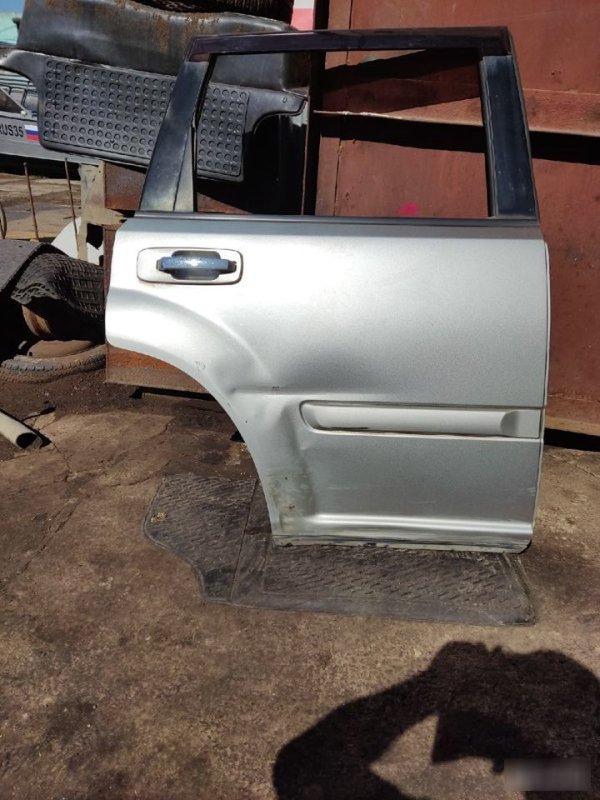 Дверь Nissan X-Trail T30