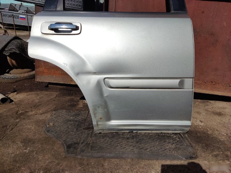 Дверь Nissan X-Trail T30