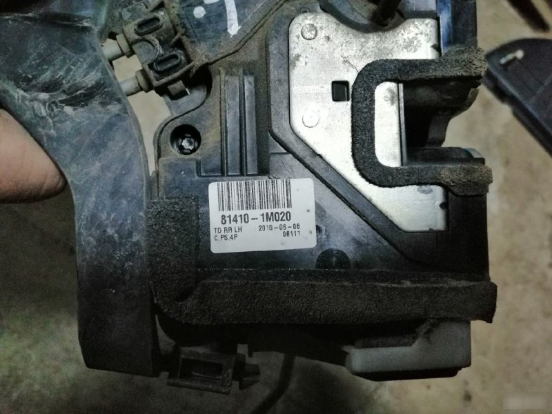 Замок двери Kia Cerato 2