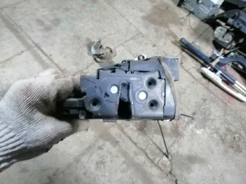 Замок двери Mazda 3