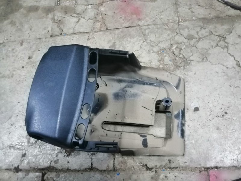 Кожух рулевой колонки Mazda 3