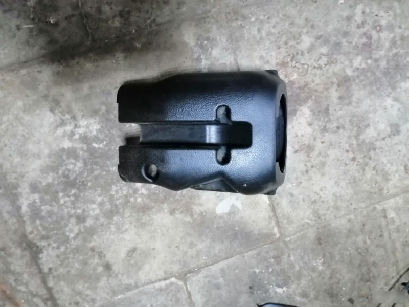 Кожух рулевой колонки Mitsubishi Lancer Cedia