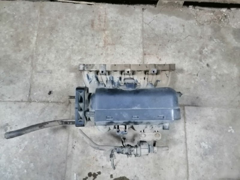 Коллектор впускной Hyundai Accent