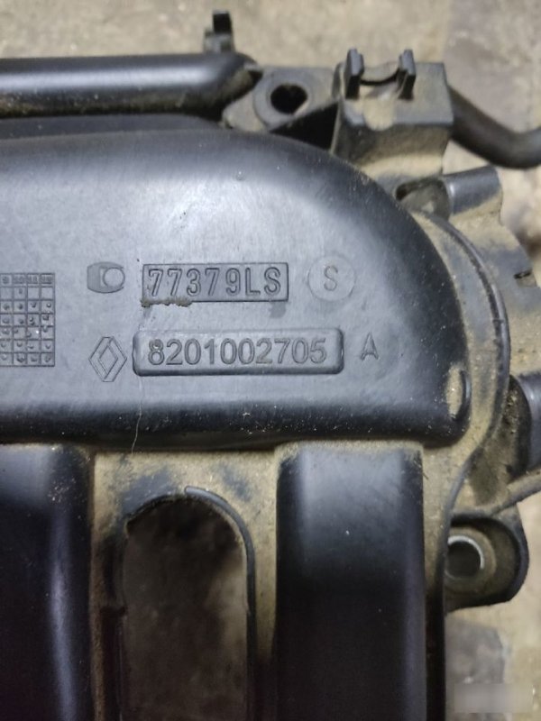 Коллектор впускной Renault Megane 3