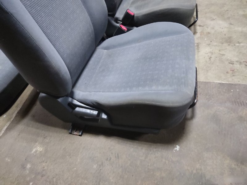 Комплект сидений Mitsubishi Lancer 9