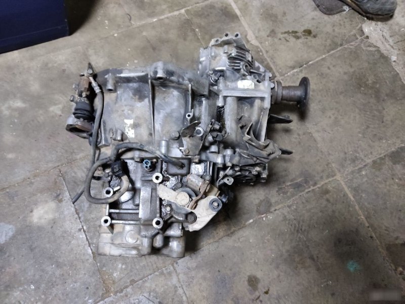 КПП Nissan X-Trail T30