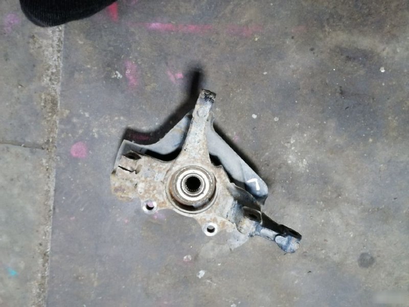 Кулак поворотный Opel Corsa D