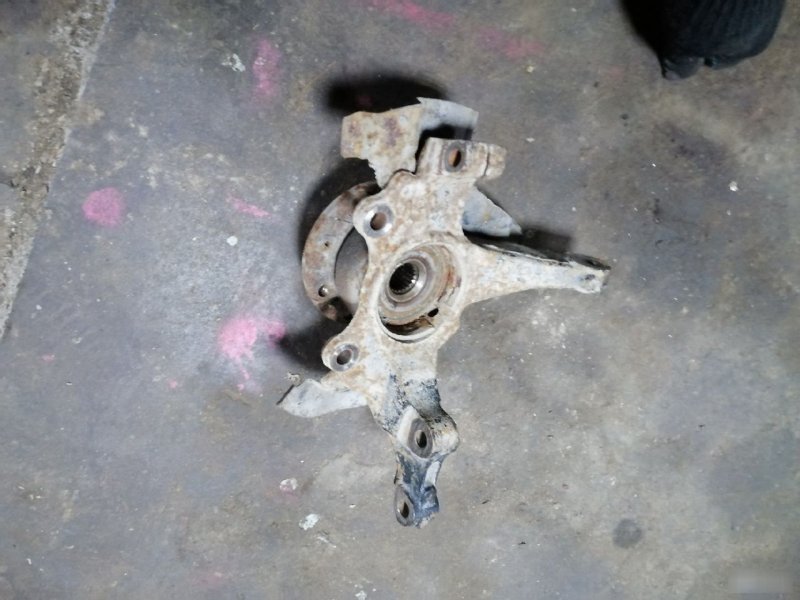 Кулак поворотный Opel Corsa D