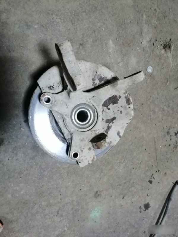 Кулак поворотный Hyundai Accent