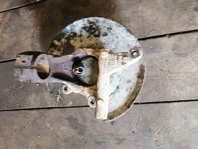 Кулак поворотный Ford Mondeo 3