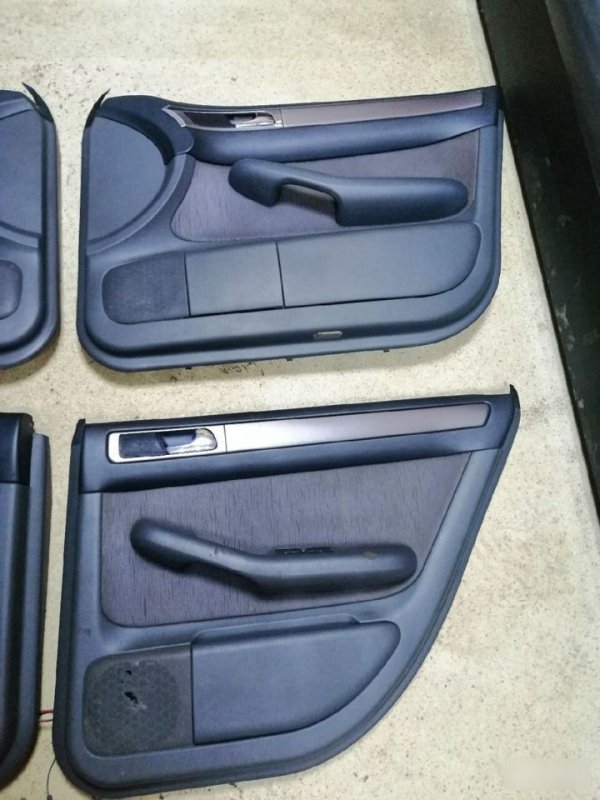 Обшивки дверей Audi A6 C5