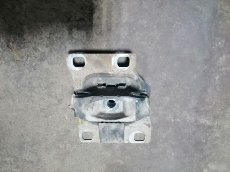 Опора кпп Ford Focus