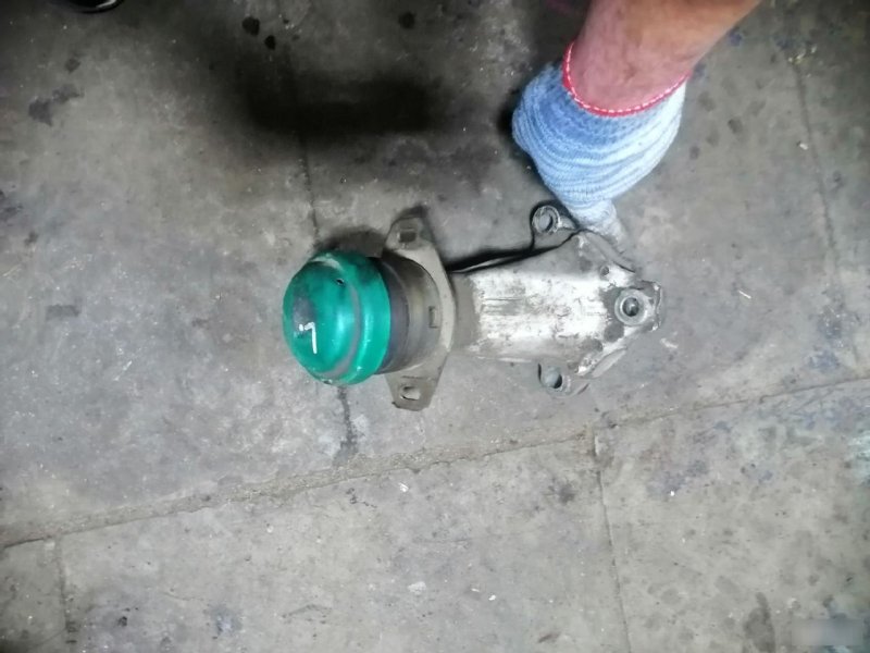 Опора МКПП Citroen C5