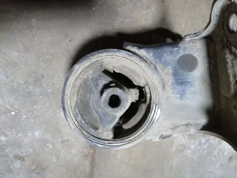 Опора МКПП Hyundai Sonata 4