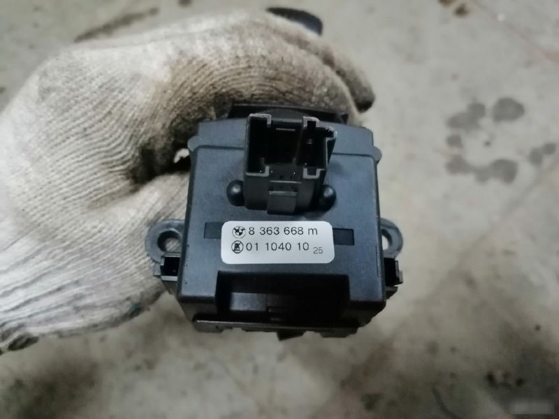 Переключатель поворотов BMW 5 E39