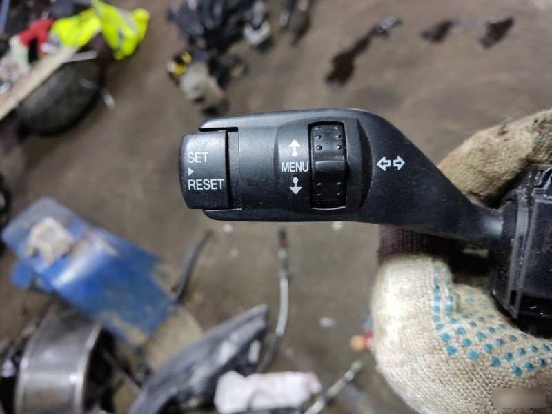Переключатель поворотов Ford Focus 2