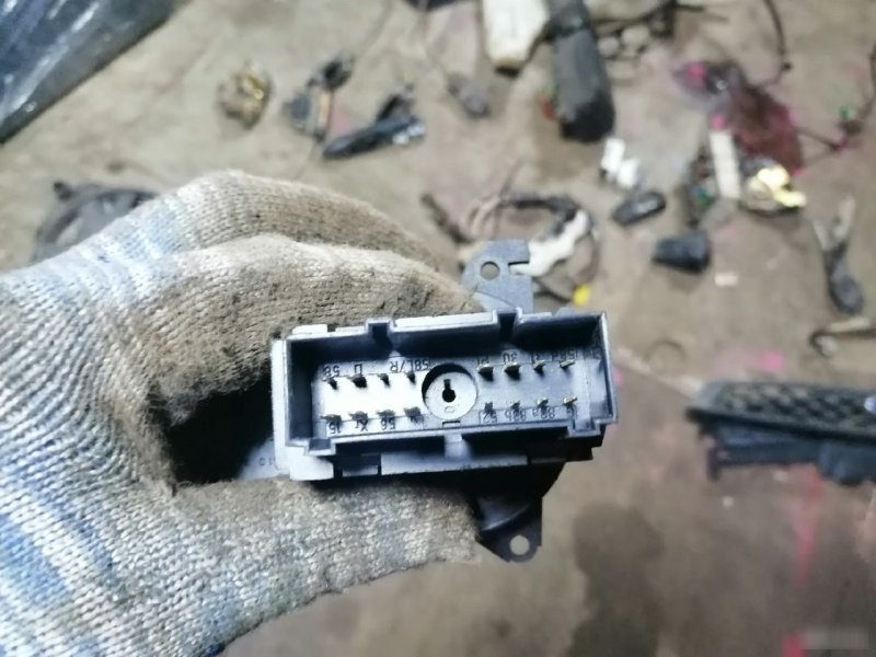 Переключатель света Ford Focus