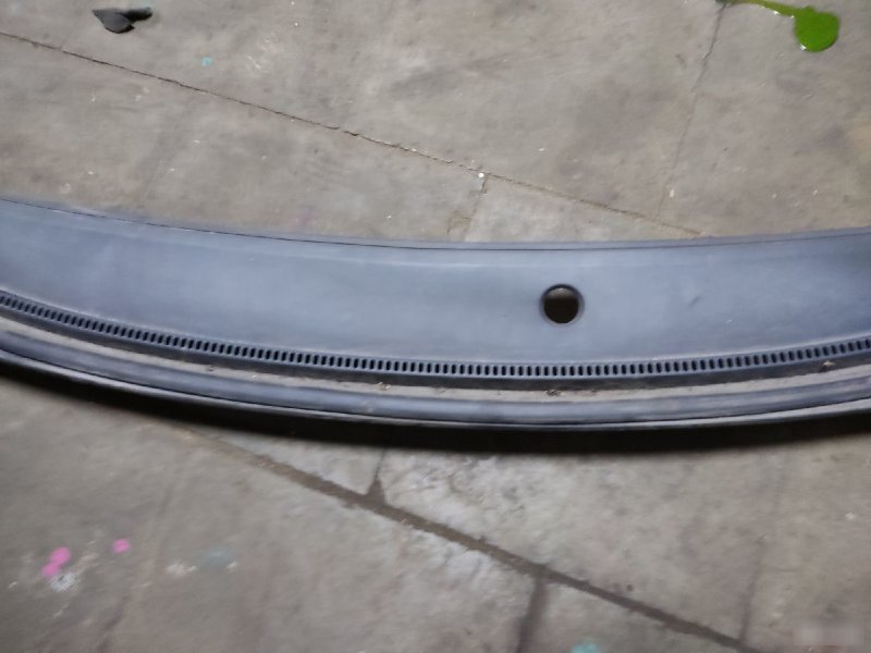 Планка под лобовое стекло Haima M3