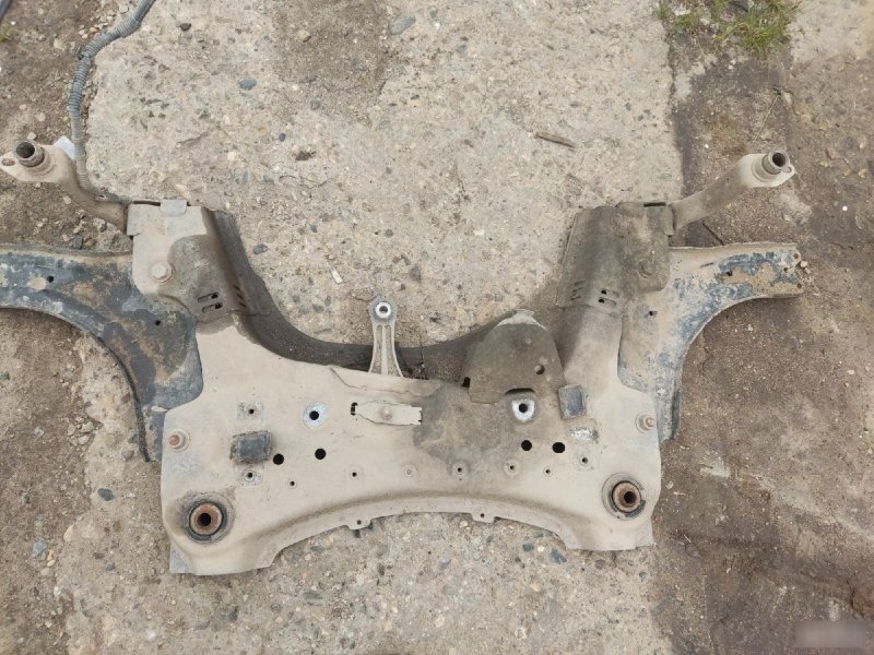 Подрамник Renault Megane 3