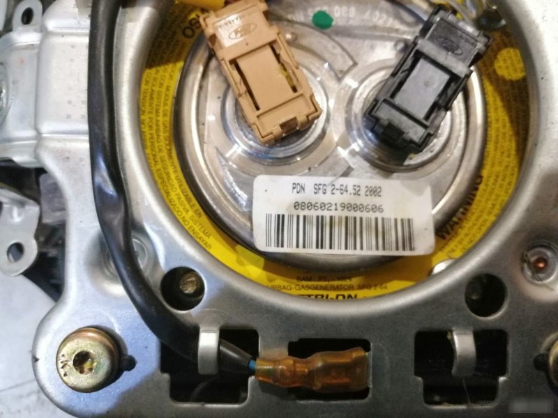 Подушка безопасности в руль Ford Mondeo 3