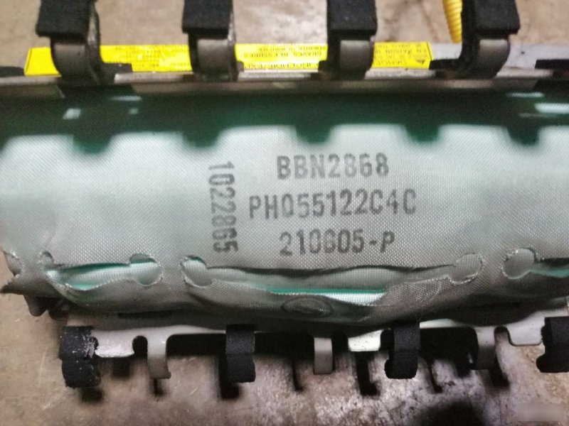 Подушка безопасности в торпеду Mitsubishi Lancer 9