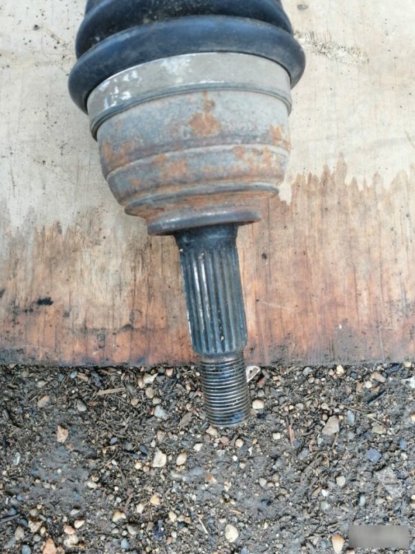 Полуось Nissan Note E11