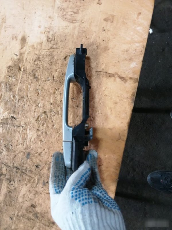 Ручка двери Toyota Auris