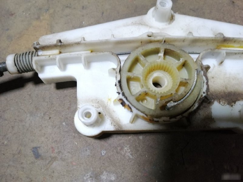 Стеклоподъемник Citroen C4