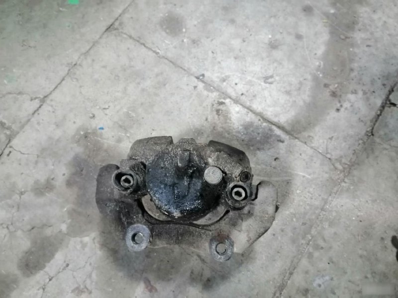 Суппорт тормозной Mazda 3