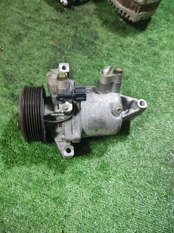 Компрессор кондиционера Nissan Tiida C11