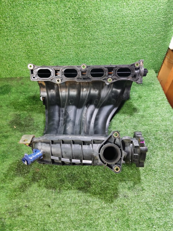 Впускной коллектор Nissan Lafesta